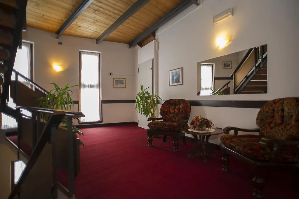 Hotel Villa Ines Borca di Cadore 3*,  Italy